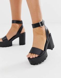 Block Platform Heels, Black Chunky Boots, Chunky Platform Heels, Black Platform Sandals, Stylish Celebrities, Black Platform Heels, Sandals Outfit, Womens Sandals Summer, Public Desire