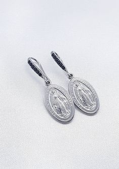 Miraculous medal earrings Sterling silver 925 Earrings length: 3.5 cm Miraculous Medal Necklace, Virgin Mary Necklace, 925 Earrings, Miraculous Medal, Silver 925 Necklace, Mother Mary, Earrings Sterling Silver, Virgin Mary, Surprise Gifts