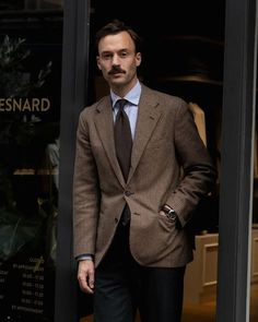 Japanese Street Fashion Men, Formal Fits, Suits Ideas, Dapper Suits, Fancy Stuff, Flannel Suit, Preppy Mens Fashion, Dad Fashion, Mens Outfit Inspiration