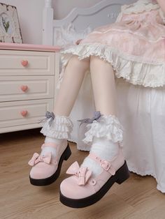 This price is for a pair of mary janes only.   	 		 			Size 			34 			35 			36 			37 			38 			39 			40 		 		 			Foot Length 			22 			22.5 			23 			23.5 			24 			24.5 			25 		 		 			Heel 			5 			5 			5 			5 			5 			5 			5 Pink Block Heels, Plaid Shoes, Summer High Heels, Lolita Outfits, Kawaii Shoes, Shoes Cute, Mary Jane Heels, Jane Shoes, Lolita Dress