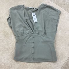 With Tags Abercrombie And Finch Shirt Spring V-neck Tops With Button Closure, V-neck Tops With Button Closure For Spring, Pink Satin Top, Puff Long Sleeve Top, White Flowy Top, Green Long Sleeve Shirt, Button Up Shirt Womens, Puff Long Sleeves, Flowy Tops