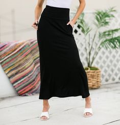 "Hi waist casual maxi skirt with side pockets  Soft stretch elastic inside with foldable waist band  Size Measurement:   Size Small  Length:  38\" Waist:  25\" Size Medium:   Length:  38.5\" Waist:  27\" Size Large:   Length:  39\" Waist:  29\" Size X-Large:   Length:  39.5\" Waist:  31\"" Cotton Pants Women Trousers, Maxi Skirt With Pockets, Casual Maxi Skirt, Cotton Pants Women, Long Skirt Casual, Comfy Skirt, Skirt With Pockets, Skirts With Pockets, Cotton Pants