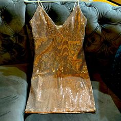 Brand New No Tags Never Worn Was Too Small For Me Gold Sparkle Mini Dress, Short Gold Dress, Gold Dress Short, Sparkle Mini Dress, Golden Birthday, Dress Inspo, Gold Sparkle, Hoco Dresses, Fit Check