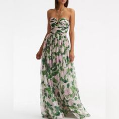 Reposhing This Item I Purchased From @Lenavieboutique. Loved It, But Ready To Rotate For Something New. Questions? Leave A Comment Below! Casual Long Dress, Long Dress For Women, Printed Gowns, Ruched Top, Patchwork Print, Women Halter, Long Dress Casual, Maxi Robes, Pleated Maxi Dress