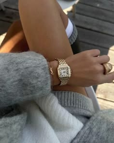 Listening, Reading, Thinking, Shopping / 08 - by Roséline Cartier Watch, Modieuze Outfits, Classy Jewelry, Stacked Jewelry, Van Cleef Arpels, Mode Inspo, Girly Jewelry