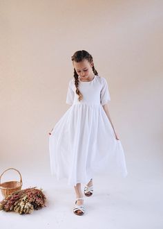 Plain White Dress, Island Style Clothing, White Flowy Dress, Girls White Dress, Island Fashion, Gauze Dress, Flowy Sleeves, White French, Childrens Dress