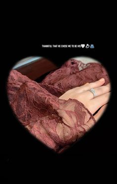 Ring Ceremony Snapchat Story, Propose Day Snap, Mehendi Snap Ideas, Couple Goal Snap, Engagement Snapchat Stories, Engagement Snap, Engagement Dp, Snap Streak Ideas Easy, Girly Dp