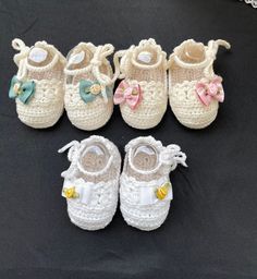 Crocheted baby girl sandals and hairband Cute Bow Sandals For The Beach, White Sandals For Spring Gift, White Sandals As Spring Gift, Crochet Baby Girl, Girls Sandals, Miami Fl, Crochet Baby, Girls Shoes