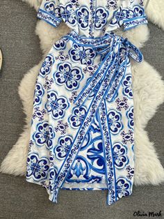 Olivia Mark - Vintage Blue and White Porcelain Print Sleeveless Dress with Embroidered Characters Porcelain Print, Vintage Blue And White, Princess Sleeves, Blue And White Porcelain, Polo Collar, Olivia Mark, White Porcelain, Types Of Collars, Sleeveless Dress