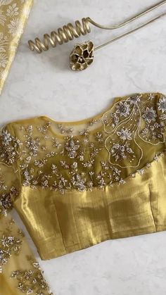 Threadwork Saree Blouses, Fancy Blouse Designs For Silk Saree, Work Blouse Designs Latest Bridal, 2023 Blouse Designs, Saree Blouse Embroidery Designs, Hand Work Embroidery Blouse, Maggam Blouse Designs, Aari Work Saree, Gold Blouse Designs