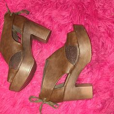 Super Cute Ladies Chunky Heeled Sandals Size 7.5 Ordered Online-New Never Worn! Unsure Of The Brand Very Lightweight. Tie In The Back Brown Chunky Platform Sandals For Party, Platform Block Heels With Open Heel, Trendy Brown Block Heels For Spring, Casual Platform Block Heels For Beach, Summer Wedge Block Heels With Reinforced Heel, Open Toe Platform Block Heels For Beach, Chunky Platform High Heels For Vacation, Chunky Platform Heels For Vacation, Casual Brown Chunky Platform Heels