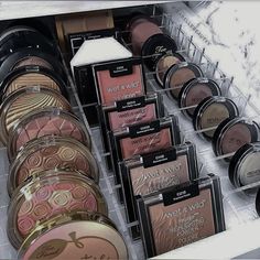 #KylieCosmeticGlow #MakeupMaven #BodyGlowGoals #GrananceLotionLuxury #AestheticAllure #GirlyGlam #JennerJewels #BeautyBoost #LotionLuxe #KylieInspired #GirlyGoods #CosmeticCrush #SkinSensation #LotionLavish #DailyDoseOfGirly Beauty Product Organization, Diy Makeup Storage Ideas, Ikea Makeup Storage, Product Organization, Ikea Makeup, Makeup Storage Ideas, Koleksi Makeup, Hair Tool Set