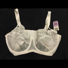 White With Black Metallic Threads Around Roses At Top Of Cup. Nwt. Very Pretty! White Lace Bra Partially Lined, Partially Lined White Lace Bra, White Lace Partially Lined Bra, Classic White Bra With Lace Trim, Underwire Bra, Black Metallic, Metallic Thread, Women's Intimates, White And Black