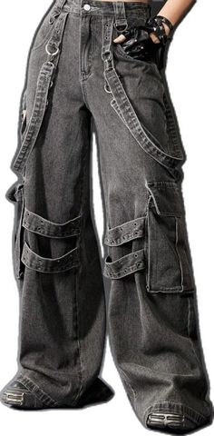 90s Black Wide Leg Cargo Jeans, Baggy Jeans For Alternative Fashion, Casual Wide Leg Pants For Concert, 90s Style Black Cotton Cargo Pants, Grunge Pants For Fall Streetwear, Grunge Full-length Cargo Jeans For Streetwear, Punk Style Baggy Pants For Concerts, Baggy Punk Jeans For Fall, Punk Style Baggy Straight Leg Bottoms