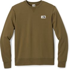 Elevate your cold-weather wardrobe in The North Face men's Heritage Patch Crew sweatshirt. With a woven logo patch and crewneck triangle insert  this recycled fleece layer is as cozy as it is refined. Mens Zip Hoodie, Rain Jacket Women, Hoodies Men Pullover, Mens Items, Sports Hoodies, North Face Mens, Rei Co-op, Crew Sweatshirts, Graphic Crewneck Sweatshirt