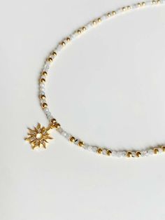 Diy Gold Necklace Ideas, White And Gold Beaded Necklace, Charm Bead Necklace, Beaded Necklace With Charm, Crystal Beads Necklace Design, White Moonstone Crystal, Choker Necklace Beads, Y2k Beaded Necklace, Beads Logo