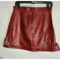 Brand: Moda Martani Size: 8 Color: Burgundy Material: Leather Condition: New With Tags Fitted Red Mini Skirt With Pockets, Fitted Burgundy Mini Skirt, Burgundy Mini Skirt For Fall, Purple Tennis Skirt, Maroon Skirt, Checked Skirt, Silk Mini Skirt, Smocked Skirt, Blue Floral Skirt