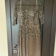 New With Tags Ombr Sequin Dress Gray Evening Midi Dress, Gray Knee-length Party Dress, Gray Embellished Party Dress, Chic Gray Cocktail Dress, Gray Sequin Evening Dress, Gray Midi Evening Dress, Gray Midi Length Evening Dress, Elegant Gray Dress For Night Out, Gray Midi Length Dress For Formal Occasions