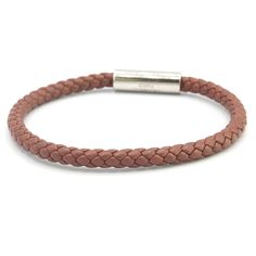 Used Hermes Bracelet Goliath Gold Leather Metal Bangle Men's Women's Hermes (Sku: Gzl14k1r) === General === Brand : Hermes === Design === Type : Charm Bracelet Gender : Men,Women Material : Leather, Metal Color : Brown, Silver === Size === Length : 18cm / 7.08'' === Included Items === Accessories : None Accessories Notice : Before Purchasing, Please Refer To The Images Of The Accessories Included With The Item. === Condition === Condition : Used (Very Good) Ranking : Rank A Used - A Few Traces O Modern Brown Bracelets For Formal Occasion, Luxury Brown Bracelets With Leather Strap, Luxury Brown Leather Strap Bracelets, Luxury Brown Leather Everyday Bracelet, Formal Brown Leather Strap Bracelet, Luxury Leather Strap Bracelets For Everyday Use, Luxury Leather Braided Bracelets For Gift, Luxury Brown Jewelry For Everyday Use, Modern Brown Jewelry For Business