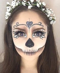 Boho Pins: Top 10 Pins of the Week - Halloween Diy Makeup Looks, Halloween Makeup Diy Easy, Halloween Makeup Sugar Skull, Makeup Zombie, Halloween Make-up Looks, Halloweenský Makeup, Dead Makeup, Halloween Makeup Diy, Halloween Makeup Pretty