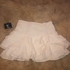 Never Worn Great Condition!! Forever 21 Casual Tiered Skirt Skort, Forever 21 Casual Tiered Skort, Casual Forever 21 Tiered Skort, Forever 21 White Lined Skirt Bottoms, Forever 21 Tiered Skirt With Lining, Forever 21 Fitted Tiered Skirt Skort, Forever 21 Fitted Tiered Skort, Forever 21 Tiered Lined Skirt, Chic Tiered Skort By Forever 21