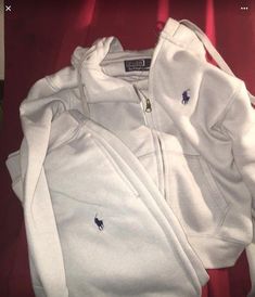 Nike Suits Outfits, Polo Sweat Set, Pro Club Sweatpants, Polo Sweatsuit, Polo Tracksuit, Baddie Outfits For School, Stile Hijab, Teenage Outfits, Cute Lazy Outfits