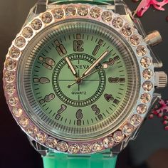 About This Item: Silicone Bling Women Men Watch Led Luminous Colorful Lights Sport Green Watch. Details: Color: Green. Class Type: Tang Buckle. Country Of Origin: China. Band Material: Silicone/Rubber. Special Feature: Luminous. Clasp Type: Buckle. Bundle More Items In My Closet And I’ll Send You An Offer..! Condition: New. Battery Works. Pet And Smoke Free Home. Green Watch, Colorful Lights, Silicone Rubber, Geneva, Bling Bling, Accessories Watches, Light Colors, Women Men, Buckle