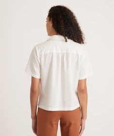 Lucy Resort Shirt in White – Marine Layer Resort Shirt, Perfect Blouse, Marine Layer, Camping Shirt, Shirt Sale, Sewing Inspiration, Deep V, High Waist Jeans, Take That