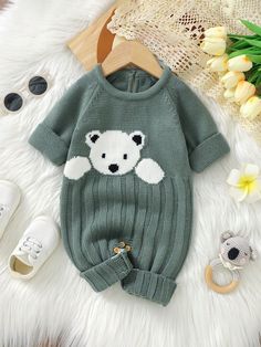 Baby Girl Cute Bear Patterned Sweater Jumpsuit Green Casual  Long Sleeve Knitwear Cartoon Jumpsuit Medium Stretch  Baby Girls Clothing, size features are:Bust: ,Length: ,Sleeve Length: Diy Crochet Hat, Onesie Pattern, Baby Born Clothes, Japanese Baby, Baby Boy Knitting Patterns, Cool Baby Clothes, Baby Sweater Knitting Pattern, Pull Bebe