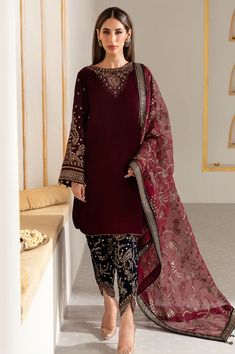 Embroidered Velvet Formal VF-2017 | Latest Pakistani Salwar Kameez Punjabi Suit Designer Wear Velvet Dupatta, Dupatta Border, Indian Suit, Organza Suits, Desi Outfits, Pakistani Style, Velvet Sleeve, Velvet Suit, Embroidered Velvet