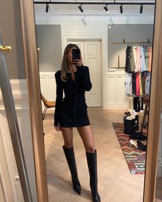 London Outfits, Selling Sunset, Outfit Elegantes, Black Boots Outfit, 2023 Outfits, Chique Outfit, High Boots Outfit, Chique Outfits, Winter Lookbook