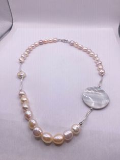 Vintage white Pearl 18 in Necklace Freshwater Pearl necklace. We can add an extension to legthen All jewelry is shipped in a nice gift box. Check out our over a THOUSAND great reviews!!! Freshwater Pearl Necklace, Freshwater Pearl Necklaces, White Pearl, Pearl White, White Vintage, Freshwater Pearls, Pearl Necklace, Best Gifts, Gift Box