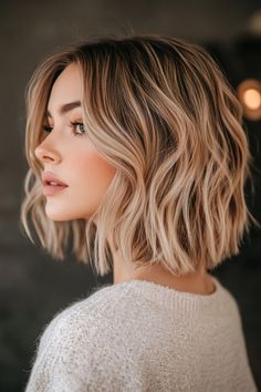 25 Trendy Mid Length Bob Hairstyles to Revamp Your Look Texture Bob Haircut, Textured Lob Haircut Mid Length, Blonde Hair Mid Length, Mid Length Bob Hairstyles, Blonde Medium Bob, Braids Quick Weave, Medium Blonde Bob, Dirty Blonde Bob, Blonde Medium Length Haircut