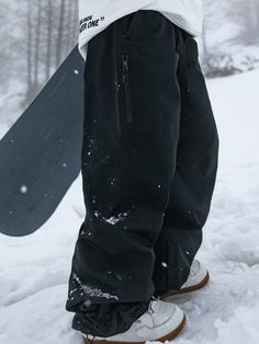 NANDN Baggy Snowboard Trousers | Snowears Cargo Ski Pants, Baggy Snow Pants, Baggy Snowboard Pants, Baggy Ski Pants, Cool Snowboarding Outfit, Snowboard Fits, Snowboarding Fits, Waterproof Outfit, Snowboard Fit