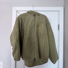 Nwt. Cool Green Fleece From H&M. Has A Hood And Chest Zipper Pocket. Green Sherpa Outerwear With Fleece Lining, Green Fleece Outerwear For Cold Weather, H&m Outerwear For Cold Weather And Winter, H&m Winter Outerwear For Cold Weather, H&m Long Sleeve Outerwear For Cold Weather, Cozy Green Fleece Outerwear, Fluff Jacket, Long Plaid Coat, Pearl Jacket