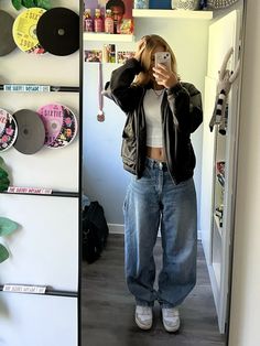 #outfit #outfitinspo #ootd #outfitoftheday #baggyoutfit #baggy #baggyjeans #baggyjacket #leatherjacket #sneakers #newbalance550 #fashion #alternative Women’s Baggy Aesthetic, Alternative Baggy Outfits, Baggy Jeans And Bodysuit Outfit, Baggy Jeans Outfit Autumn, Midsize Baggy Jeans Outfit, Baggy Outfit Winter, Baggy Leather Jacket Outfit, Baggy Jeans Outfit Girl, Winter Baggy Jeans Outfit