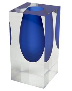 Tizo Blue Acrylic 5’ Bud Vase Square vase Blue acrylic Clear acrylic With or without flowers, these thick molded, Lucite bud vases have modern art impact 3" W x 3" D x 6" H Acrylic Vase, Vase Blue, Square Vase, Women Men Shoes, Bud Vase, Beauty Gift, Bud Vases, Handbag Accessories, Clear Acrylic