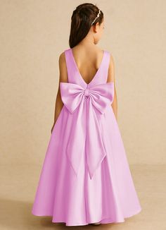 Pipsy is our classic matte satin flower girl dress. She features a scoop neckline, a V-back with a bow tie, and a pleated A-line skirt. This dress is not only perfect for a flower girl at a wedding but also versatile enough for other special occasions. Coral Flower Girl Dresses, Satin Flower Girl Dresses, Pink Flower Girl Dress, Groomsmen Shoes, Pink Flower Girl, Satin Flower Girl Dress, Brides Mom, Pink Flower Girl Dresses, Coral Flower