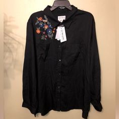 Gorgeous Lightweight Black Button Down With Embroidered Flowers On Front. Beautiful Blouse! Fits Women’s 2x-3x. New With Tags. Flannel Tie, For The Republic, Blouse Fits, High Low Blouse, Fits Women, Linen Casual, Gathered Sleeves, Denim Button Down, Beautiful Blouses