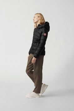 This hoody is designed to come along wherever your outdoor pursuits take you. Packable into its own pocket, the Abbott Hoody is perfect for travel. The cozy down-filled hood adds comfort, with reflective details at back for visibility in low light. Navy Admiral, Parka Jacket Women, Canada Goose Women, Men Parka, Canada Goose Mens, Tricot Fabric, Parka Style, Image Model, Black Down