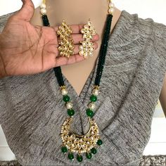 Beautiful High Quality Kundan Jewelry Set With Back Side Meenakari Work Kundan Jewellery Set, Accessories Indian, Kundan Jewelry, Kundan Jewellery, Boutique Accessories, Style Necklace, Jewelry Necklace, Indian Jewelry, Green And Gold