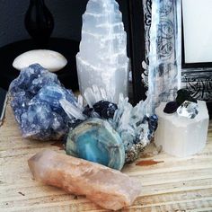 Calming Bedside Crystal alter: Scolecite, Selenite, Herkimer Diamond, Moldavite, Sugilite, Galena on Quartz & Pyrite matrix Celestite, Larimar & Celestial Quartz | Bedside Crystals, Crystal Intentions, Crystal Alter, Selenite Tower, Crystal Altar, Crystal Power