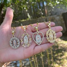 Virgen de Guadalupe Cadena- ORO LAMINADO  - Cadena viene en dos medidas  - El dije es de la misma medida para cual quier medida de cadena que escoja  - Price Vary due to chain size  - Pendant size is same for either chain you choose.  Our lady of GuadalupeNecklace- GOLD PLATED Latina Fits, Our Lady Of Guadalupe, Lady Of Guadalupe, Jewelry Accessories Ideas, Jewelry Lookbook, Dream Jewelry, Our Lady, Gold Gold, Cute Jewelry