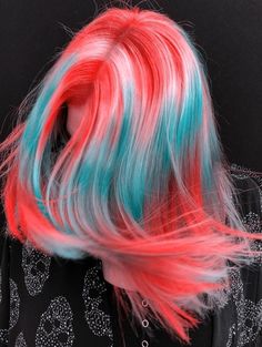 Red And Teal Hair, Patriotic Hairstyles, Red Dyed Hair, Unicorn Hair Color, Body Ideas, Hair Dye Tips, Hair Play, Split Dyed Hair, Vivid Hair Color