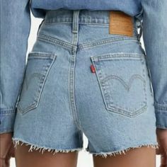 Nwt $79 Levis Premium Ribcage Shorts Tango Beach/Light Wash Women Size: 25 Color: Blue Material: 99% Cotton, 1% Elastane Super High Rise Slim Through Hip Button Fly Inseam: 2.5” Europe Clothes, Fits Summer, Neat Casual Outfits, Spring Outfits Dresses, Baddie Fits, Costume Inspo, Rodeo Outfits, Outfit Shopping, Stylish Summer Outfits