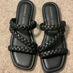 Never Worn Black Sandals. Sincerely Jules Brand. Trendy Black Vacation Sandals, Black Strappy Synthetic Sandals, Casual Black Strappy Sandals, Black Strappy Sandals For The Beach, Black Flat Sandals For Vacation, Trendy Black Strappy Sandals, Adjustable Black Slip-on Sandals, Carmel Brown, Sincerly Jules