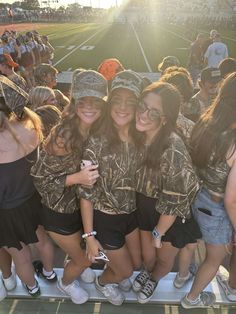 Tropical Night Football Game, Football Game Outfit Highschool Usa, Camo Football Theme Outfit, Camp Football Game Theme, Camo Football Theme, Camo Student Section Theme, Camo Fnl Theme