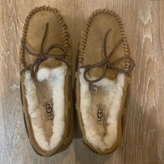 Ugg Dakota Slippers In The Color “Chestnut.” Soft Wool Inside And A Rubber Sole. Water-Resistant Suede Upper. Leather Laces. Never Worn. Brand New Without Box. Size 6. Ugg Dakota Slippers, Sole Water, Uggs Moccasins, Ugg Dakota, Shoes Ugg, Moccasins Slippers, Soft Wool, Womens Uggs, Ugg Shoes