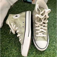 Like New, Never Worn Outside, Original Box Not Included Mid Top Green Dye, Mens Size 4, Womens Size 6 Footwear Ideas, Cute School Fits, Cute Converse Shoes, Converse Aesthetic, Cute Converse, Green Converse, Shoes Converse, Cute Sneakers, Aesthetic Shoes