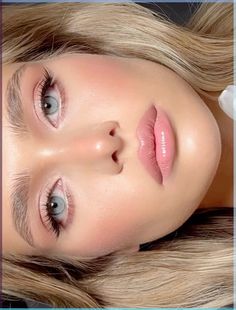 #makeup #makyaj #kesfet Rosey Cheeks Makeup, Make Up Blonde Hair Blue Eyes, Maquillage On Fleek, Formal Makeup, Soft Glam Makeup, The Best Makeup, Makijaż Smokey Eye, Lips Makeup, Pink Makeup